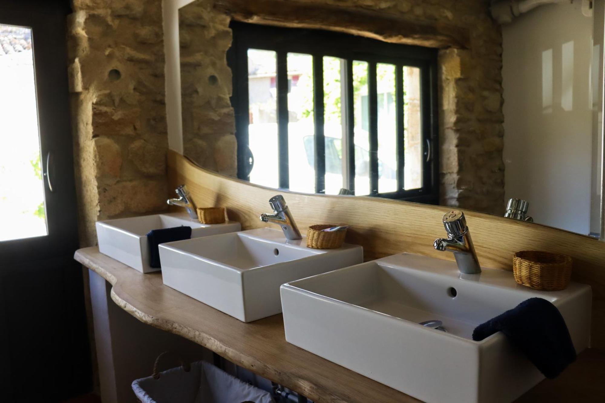 Gite De L'Escanson Un Temps Pour Soi Robion en Luberon Esterno foto